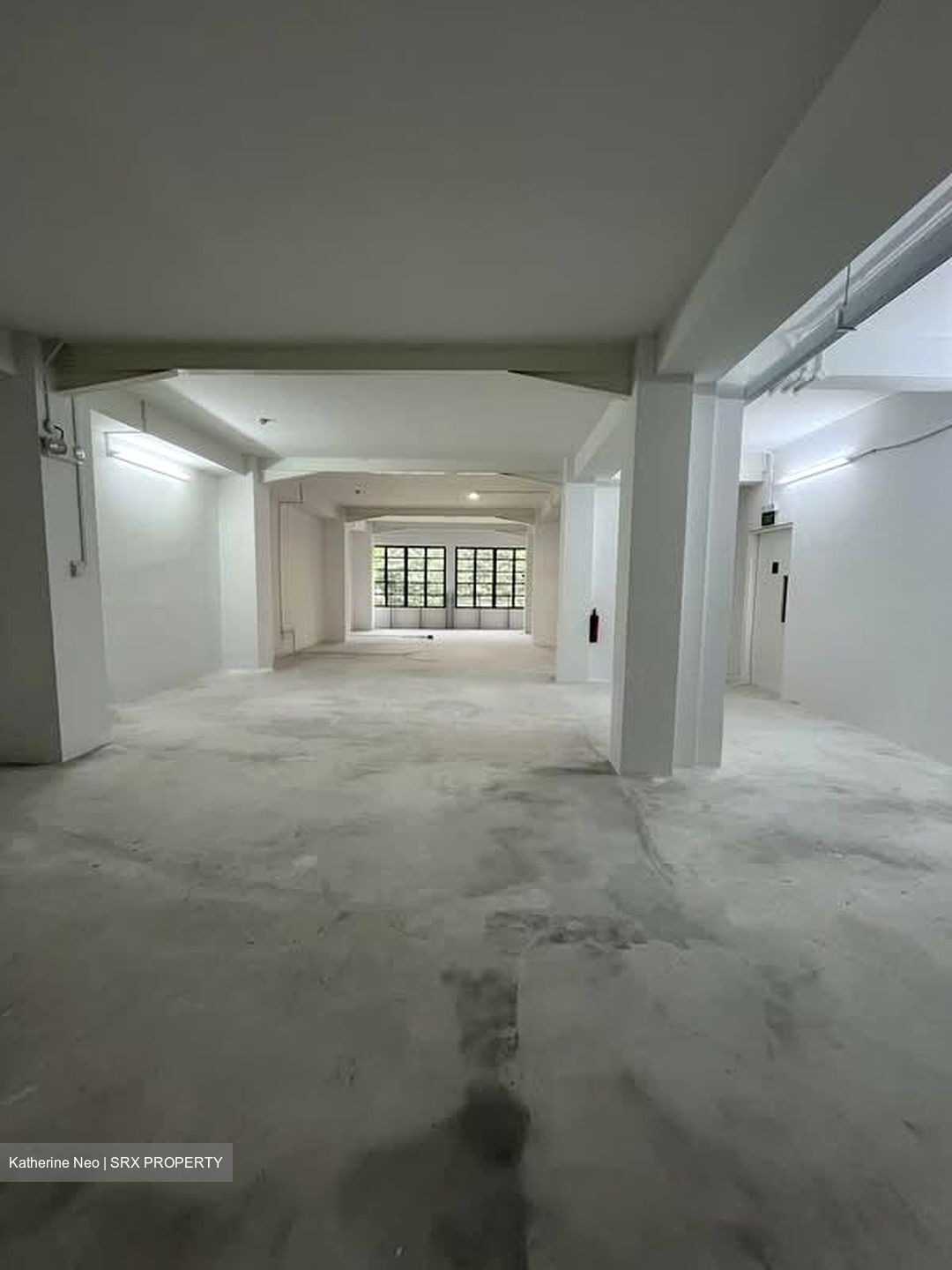 North Canal Road (D1), Office #563203201